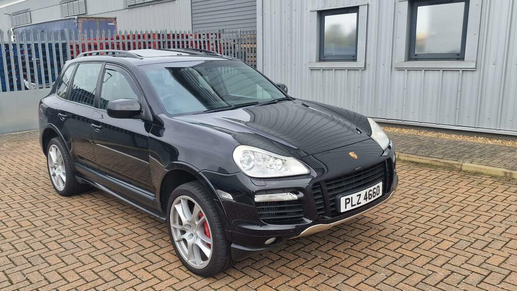 Porsche Cayenne 4.8 Turbo Tiptronic S Awd Black #5