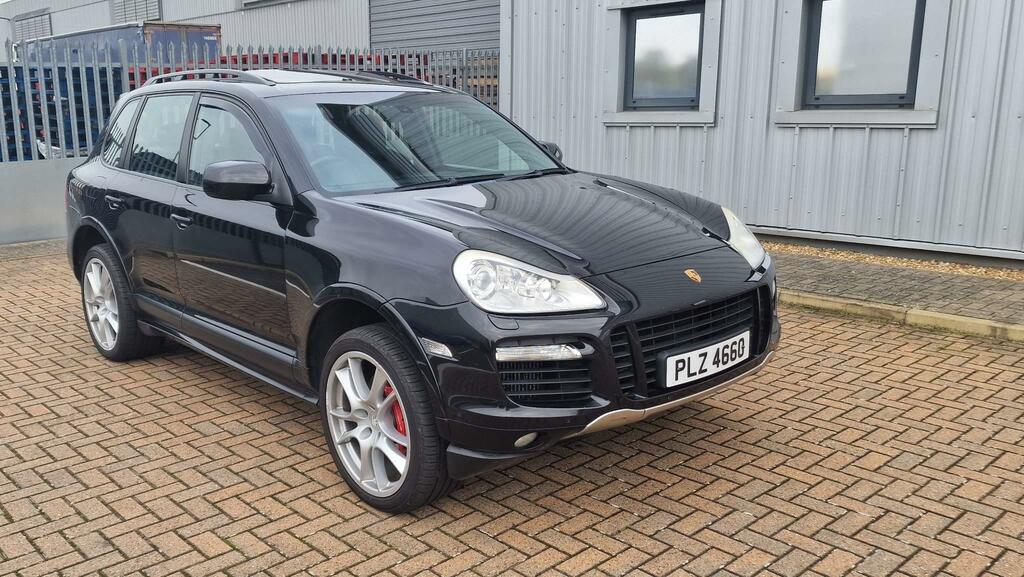 Porsche Cayenne 4.8 Turbo Tiptronic S Awd Black