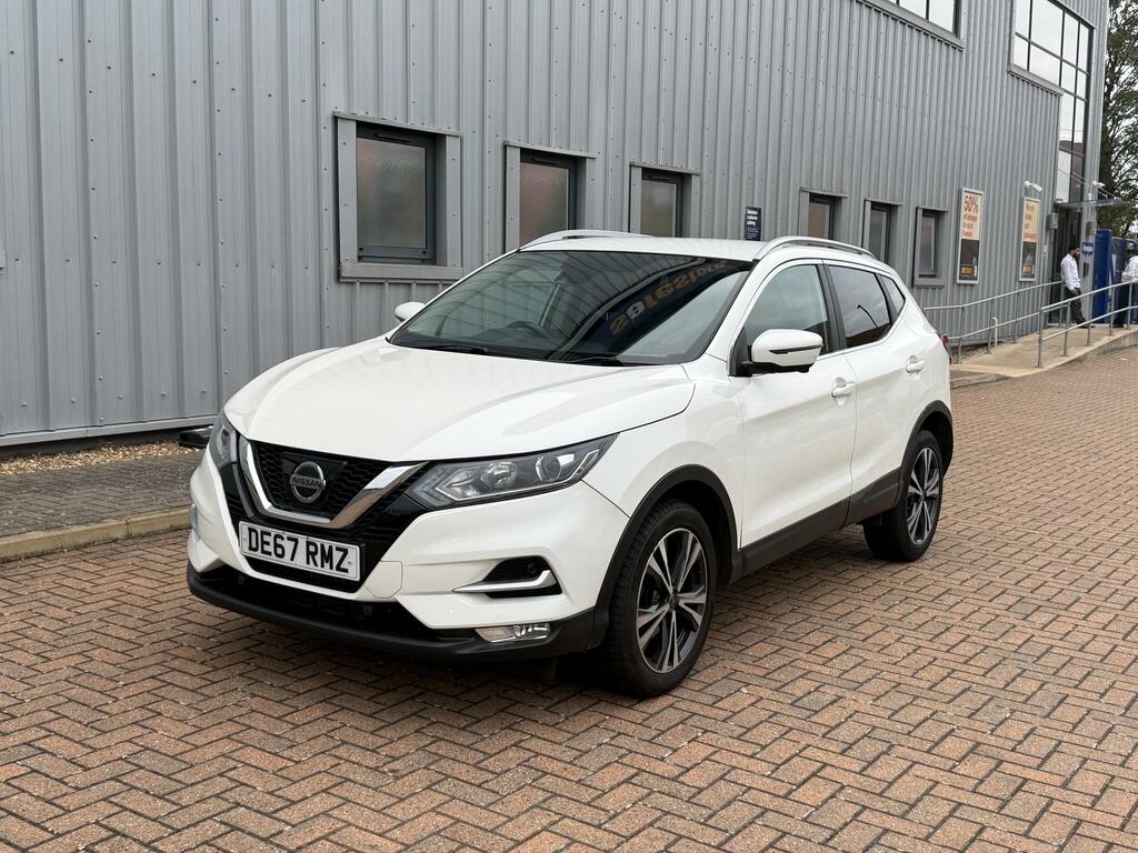 Nissan Qashqai 1.2 Dig-t N-connecta Xtron Euro 6 Ss DE67RMZ White #3