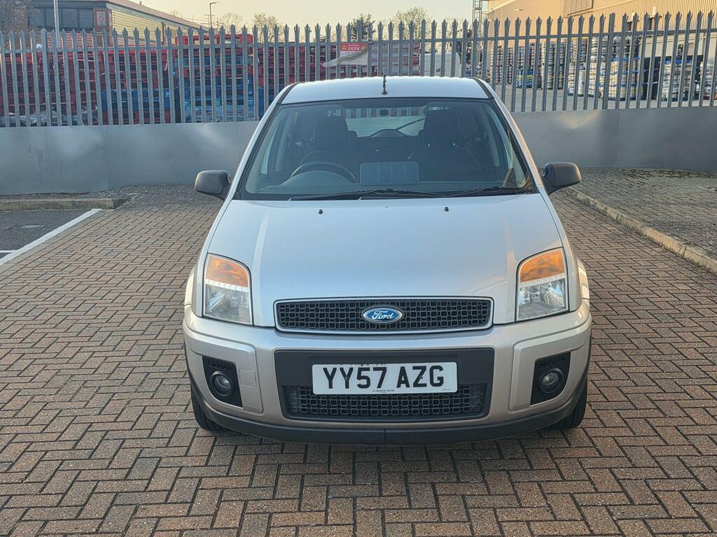 Ford Fusion 1.6 Zetec Climate Silver #6