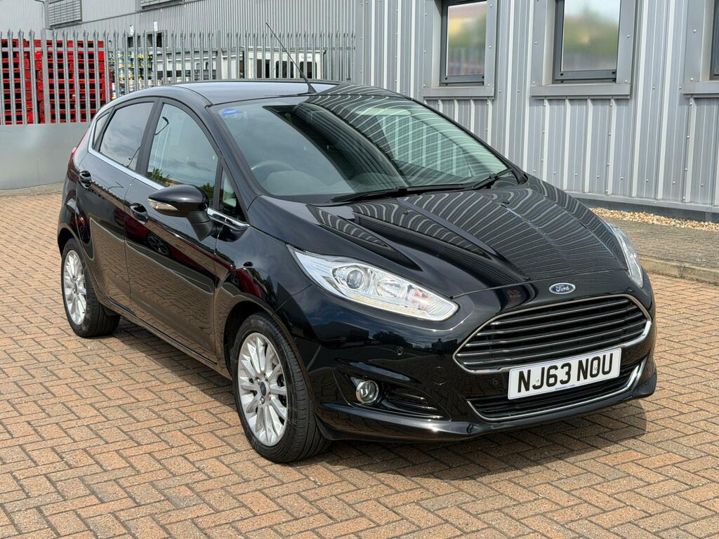 Ford Fiesta 1.0T Ecoboost Titanium X Euro 5 Ss NJ63NOU Black #4
