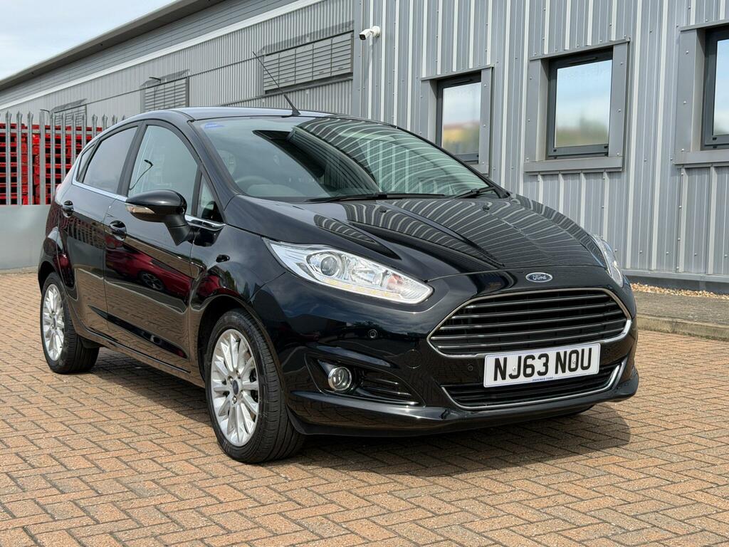 Ford Fiesta 1.0T Ecoboost Titanium X Euro 5 Ss Black