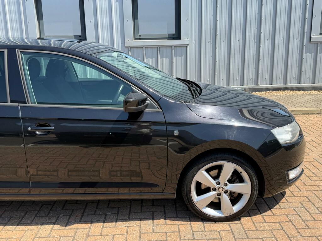 Skoda Rapid 1.6 Se Tdi Cr 104 Bhp Beige #10