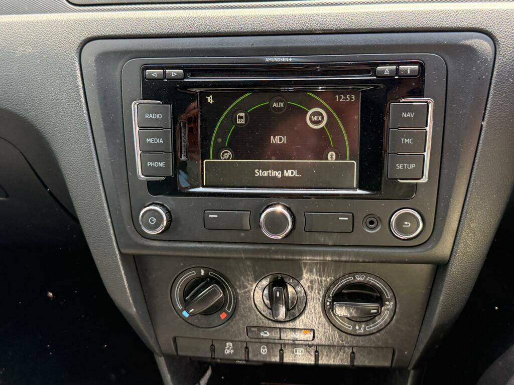 Skoda Rapid 1.6 Se Tdi Cr 104 Bhp Beige #44