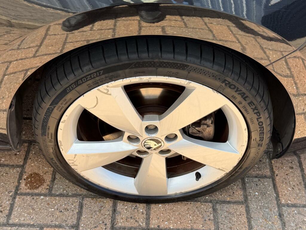 Skoda Rapid 1.6 Se Tdi Cr 104 Bhp Beige #34