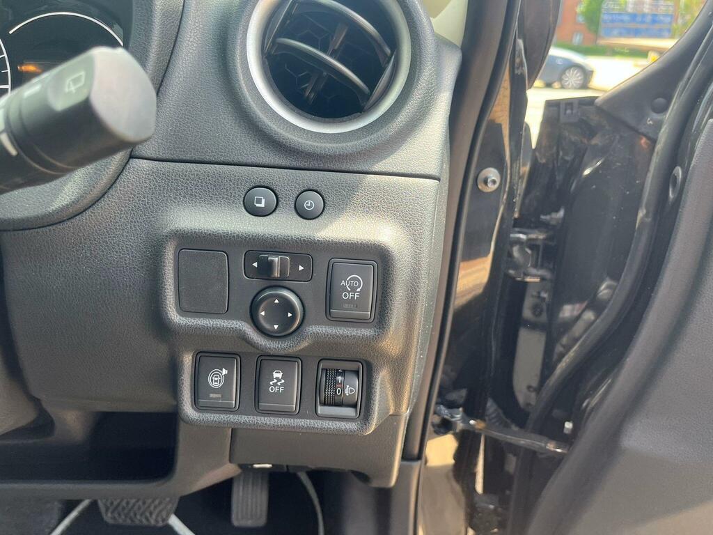 Nissan Note 1.2 Acenta Premium Dig-s 98 Bhp Black #41