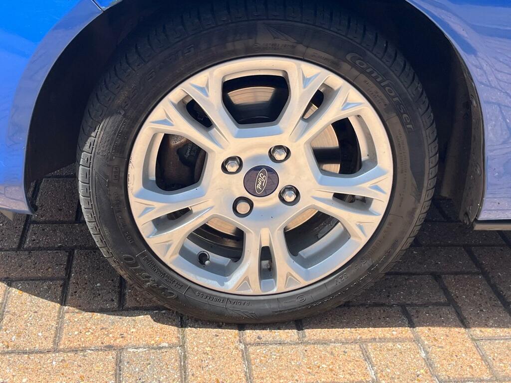 Ford B-Max 1.0T Ecoboost Zetec Euro 5 Blue #43