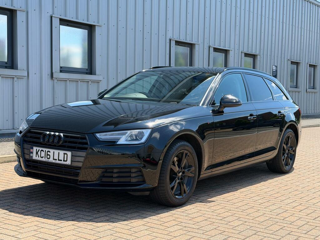 Audi A4 Avant Sport Black #4