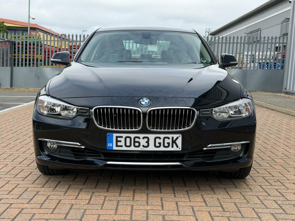BMW 3 Series Luxury Black #5