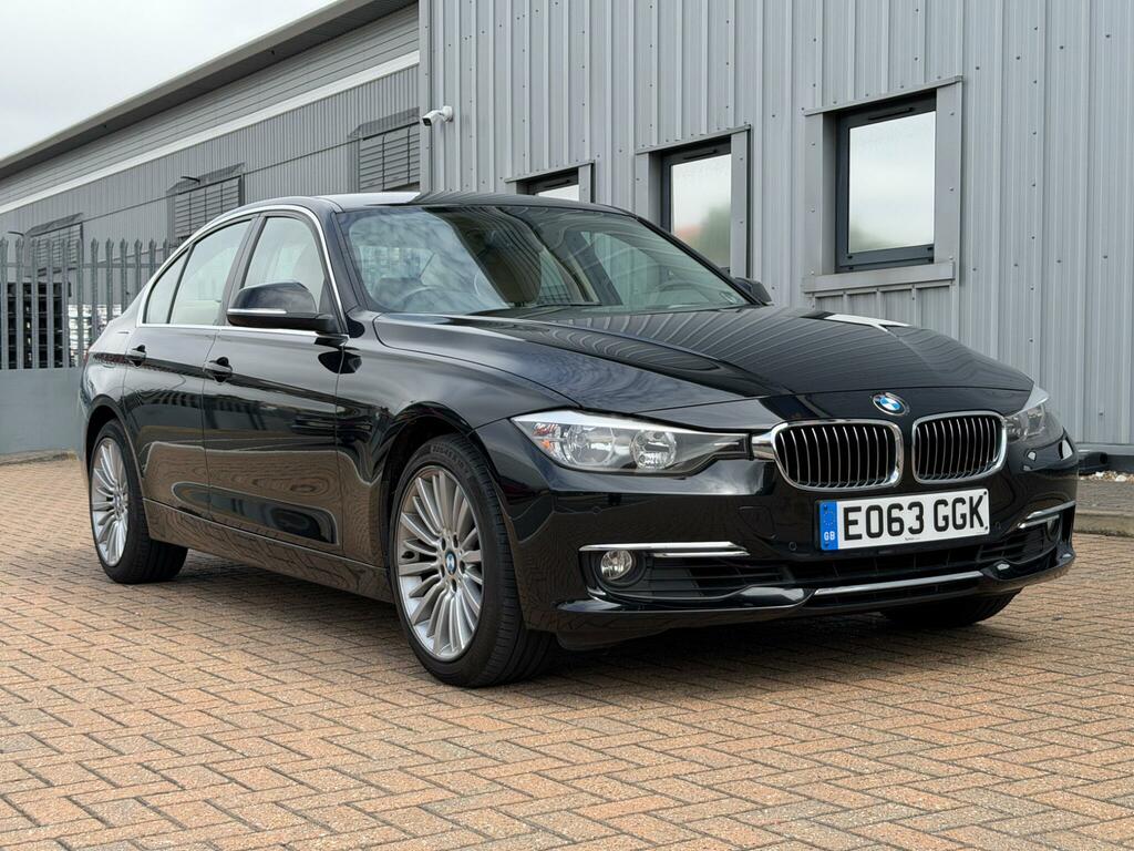 BMW 3 Series Luxury Black #3