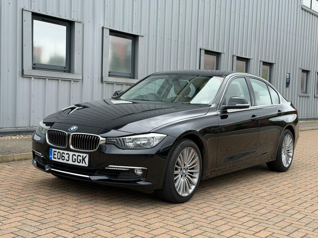 BMW 3 Series Luxury Black #6