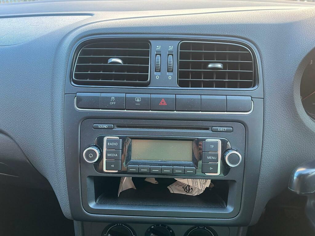 Volkswagen Polo Hatchback Silver #28