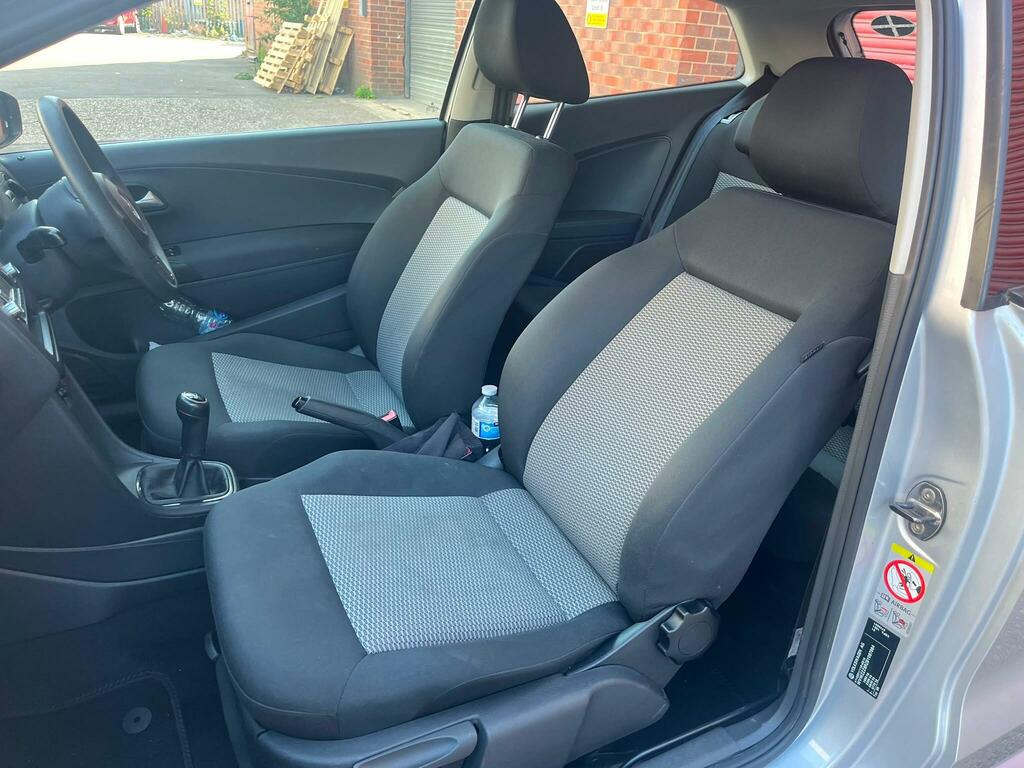 Volkswagen Polo Hatchback Silver #27
