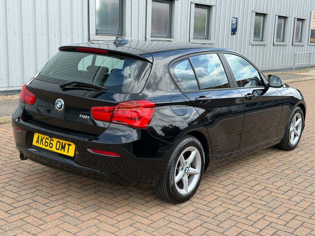 BMW 1 Series 1.5L Sport White #17