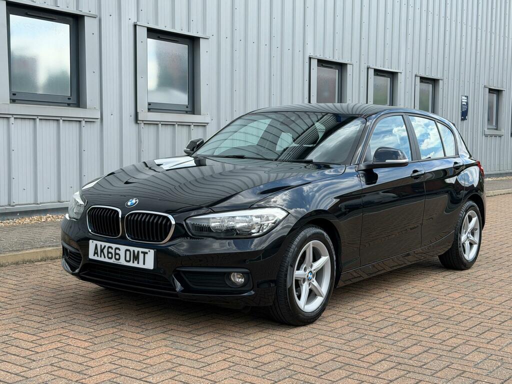 BMW 1 Series 1.5L Sport White #8