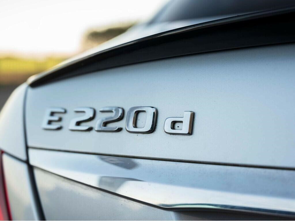 Mercedes-Benz E Class 3.0 E350d V6 Black #82