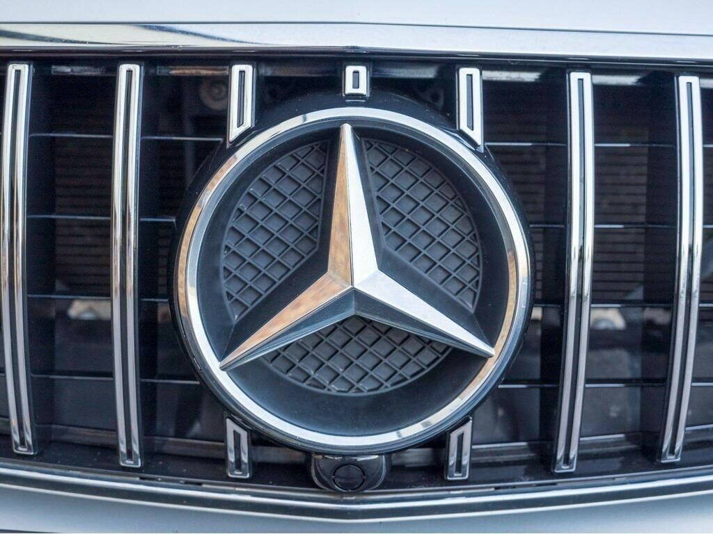 Mercedes-Benz E Class 3.0 E350d V6 Black #79