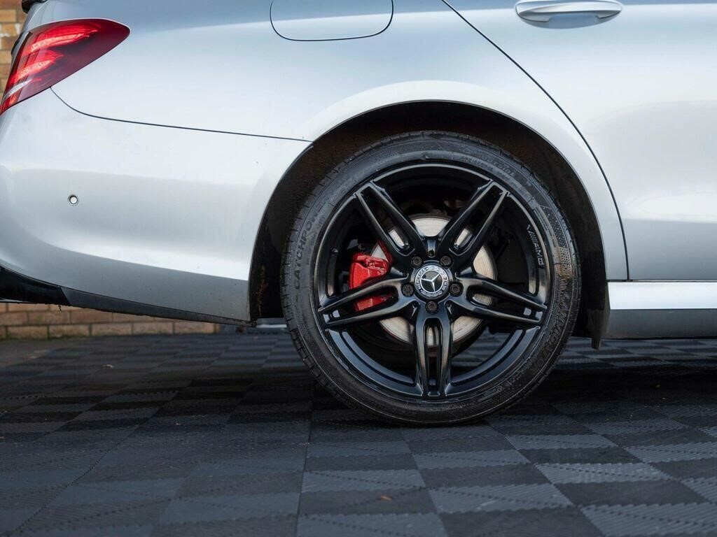 Mercedes-Benz E Class 3.0 E350d V6 Black #52