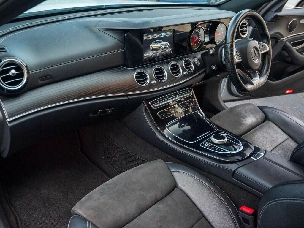 Mercedes-Benz E Class 3.0 E350d V6 Black #23