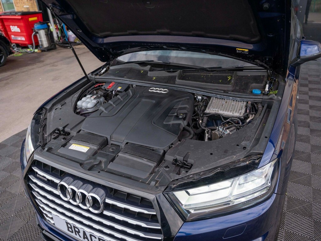 Audi Q7 Tdi Quattro S Line Grey #24