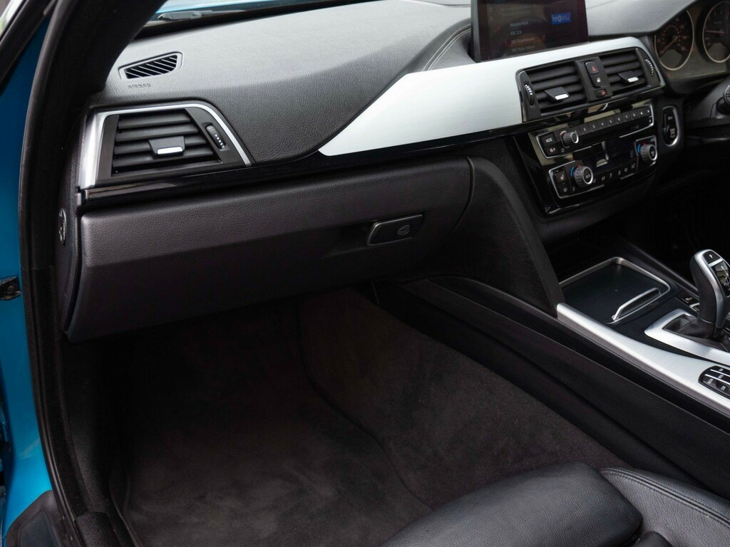 BMW 4 Series Gran Coupe 2.0 420D Black #25