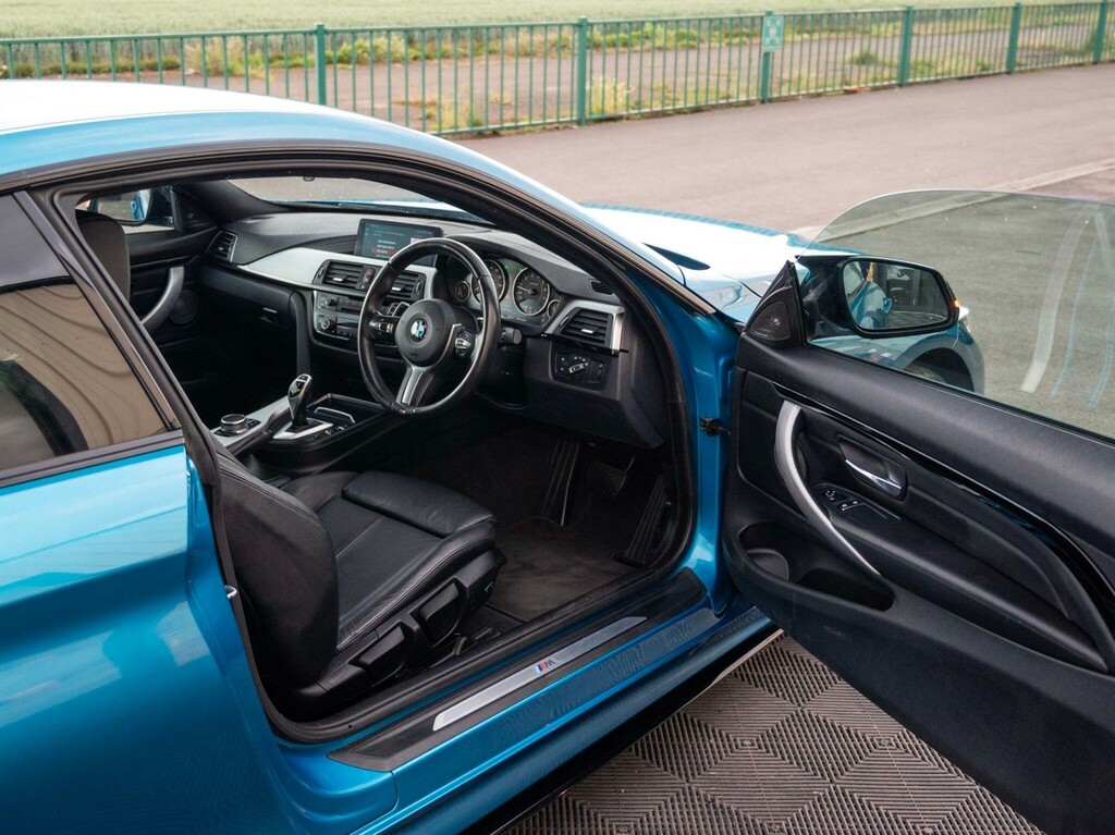 BMW 4 Series Gran Coupe 2.0 420D Black #10