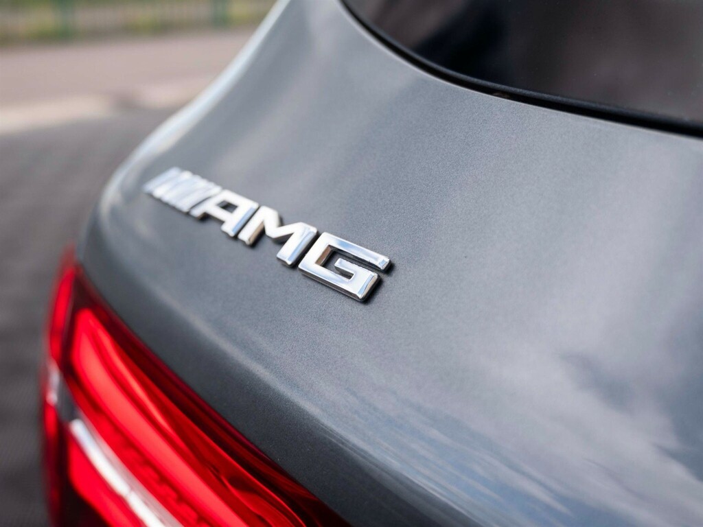 Mercedes-Benz GLC Class Glc 250 4Matic Amg Line White #94