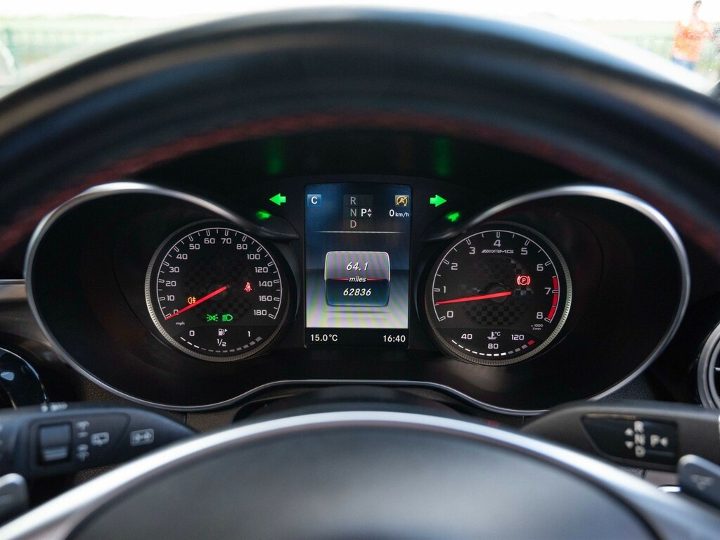 Mercedes-Benz GLC Class Glc 250 4Matic Amg Line White #25