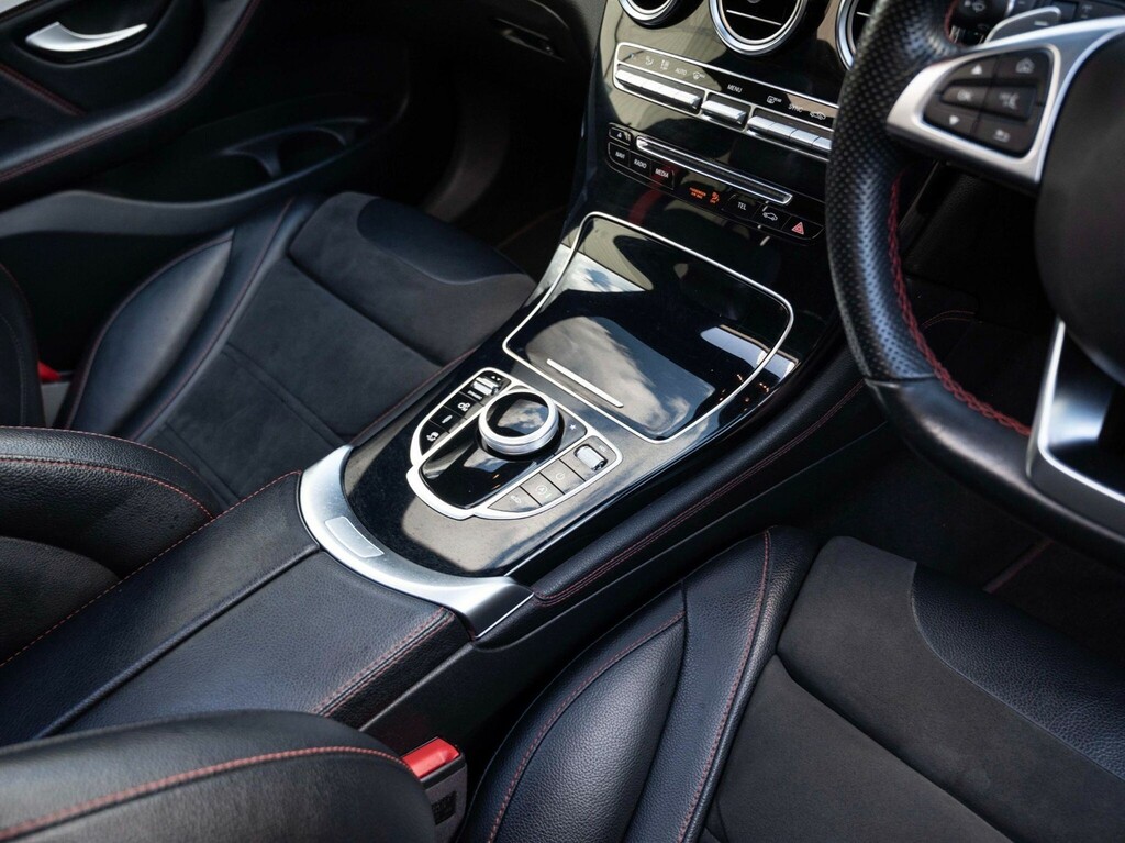 Mercedes-Benz GLC Class Glc 250 4Matic Amg Line White #81