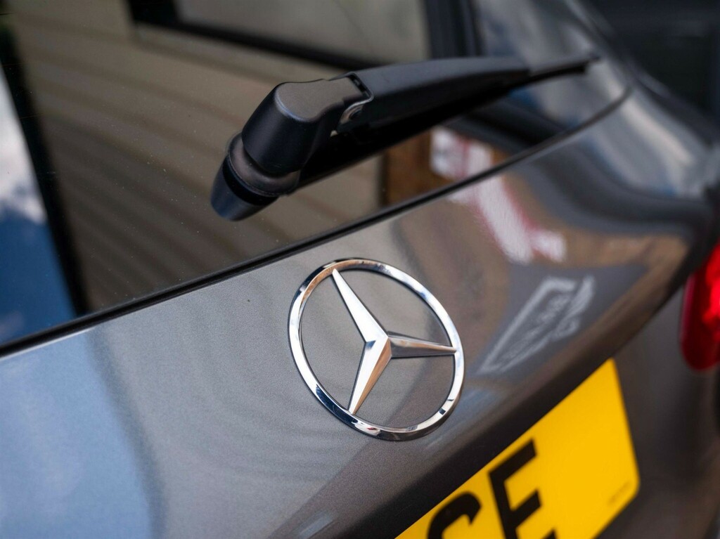 Mercedes-Benz GLC Class Glc 250 4Matic Amg Line White #92