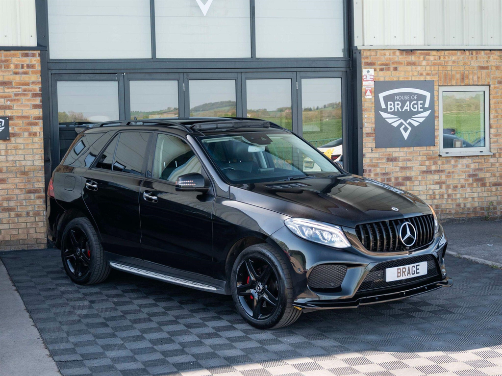 Mercedes-Benz GLE Class Suv White #8