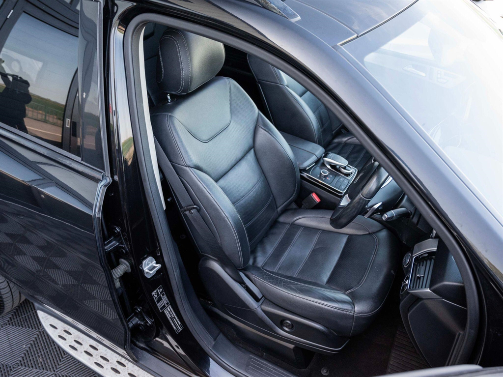 Mercedes-Benz GLE Class Suv White #18