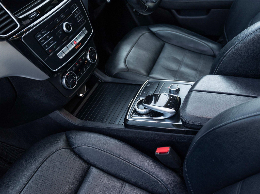 Mercedes-Benz GLE Class Suv White #78