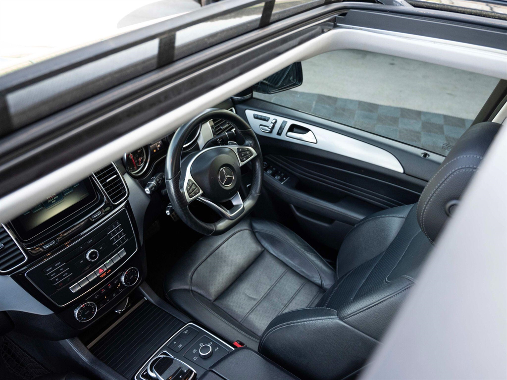 Mercedes-Benz GLE Class Suv White #53