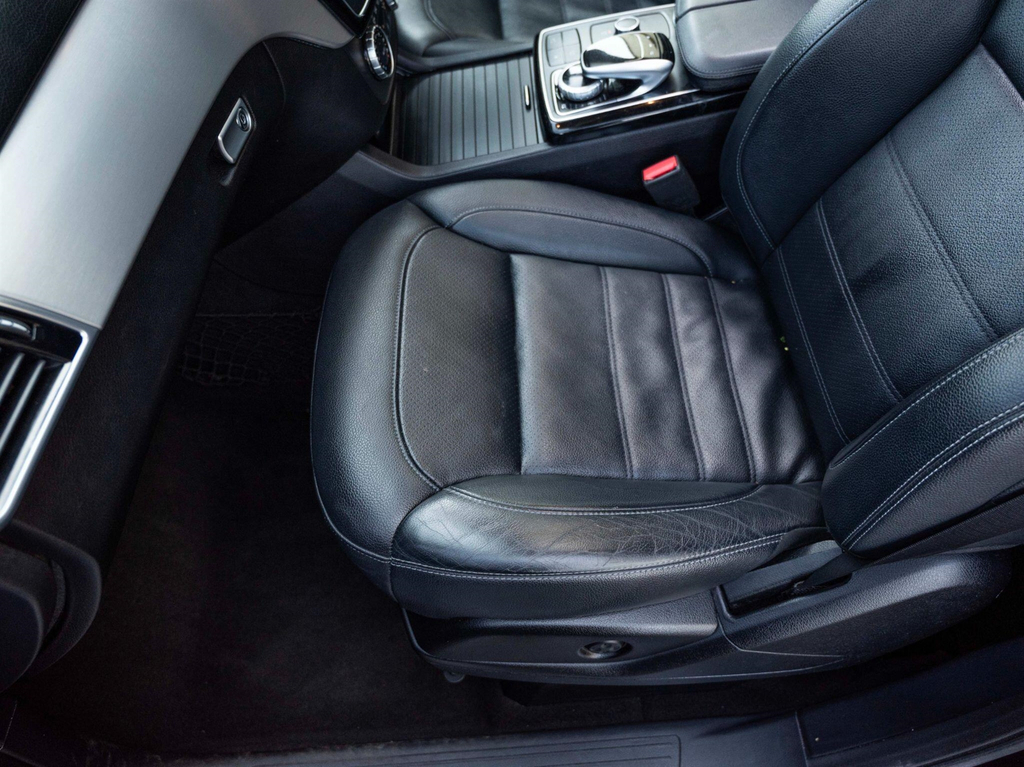 Mercedes-Benz GLE Class Suv White #35
