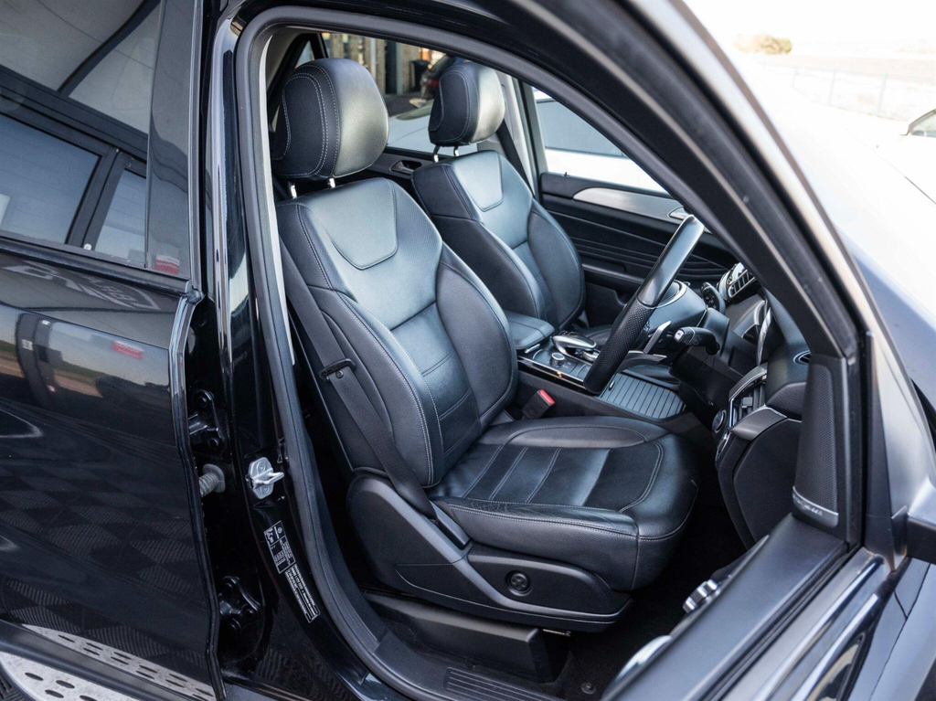 Mercedes-Benz GLE Class Suv White #17