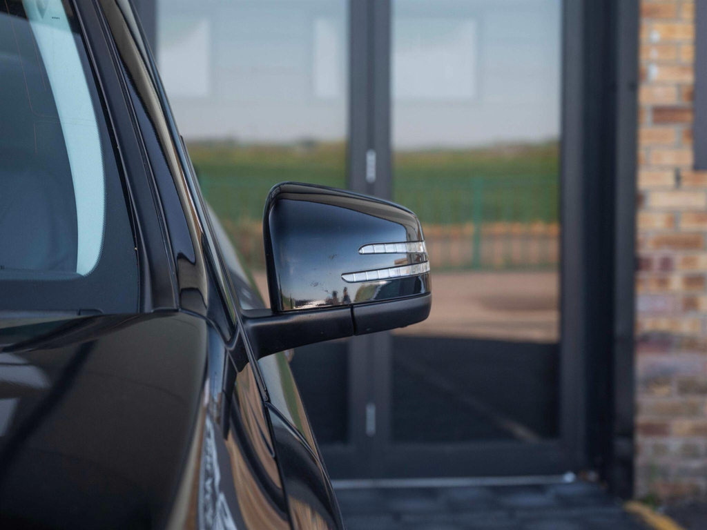 Mercedes-Benz GLE Class Suv White #75