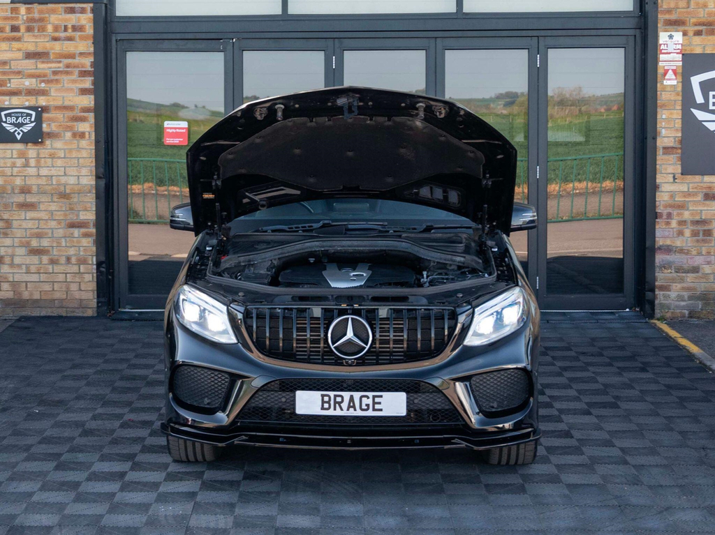 Mercedes-Benz GLE Class Suv White #25