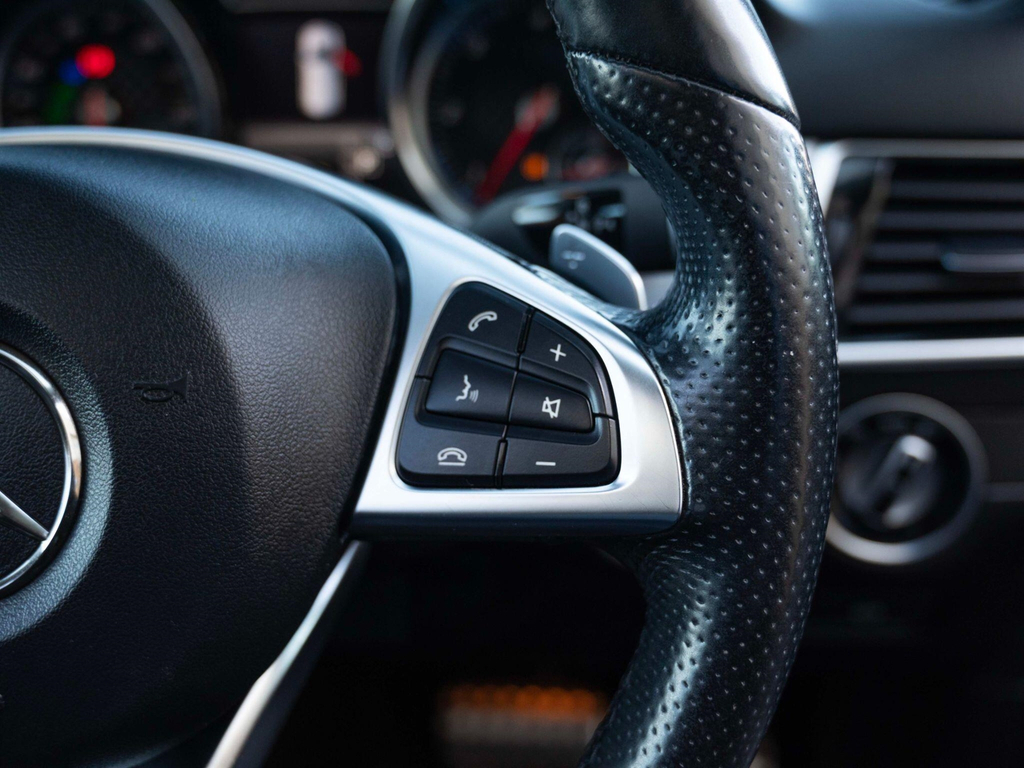 Mercedes-Benz GLE Class Suv White #80