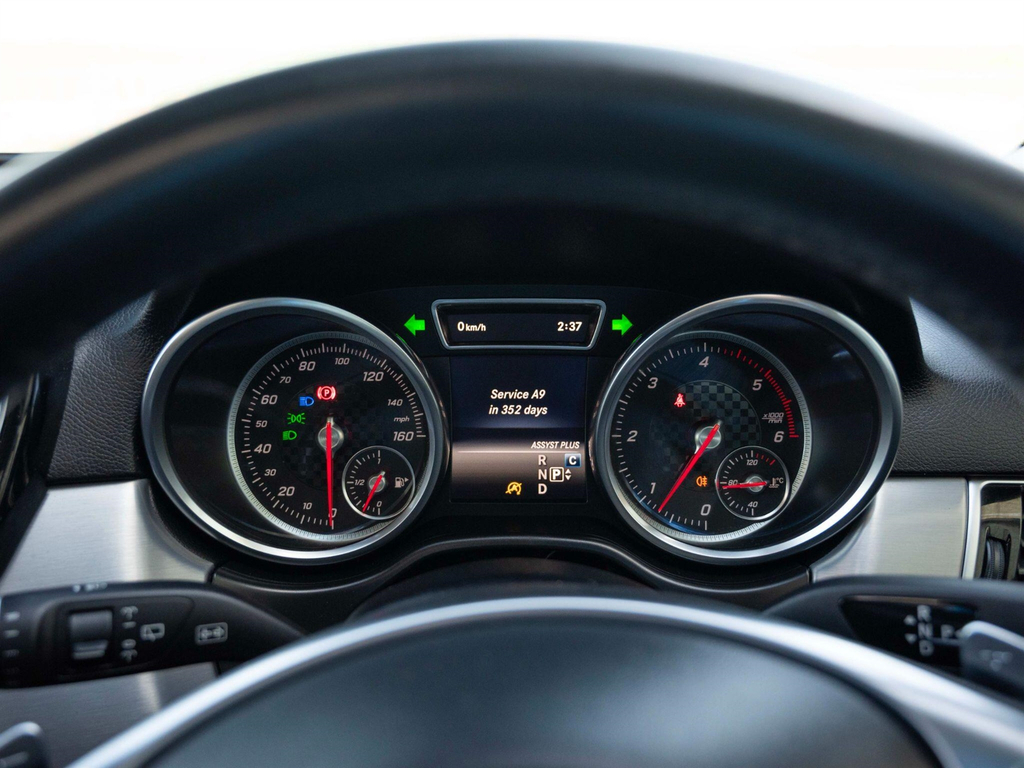 Mercedes-Benz GLE Class Suv White #23