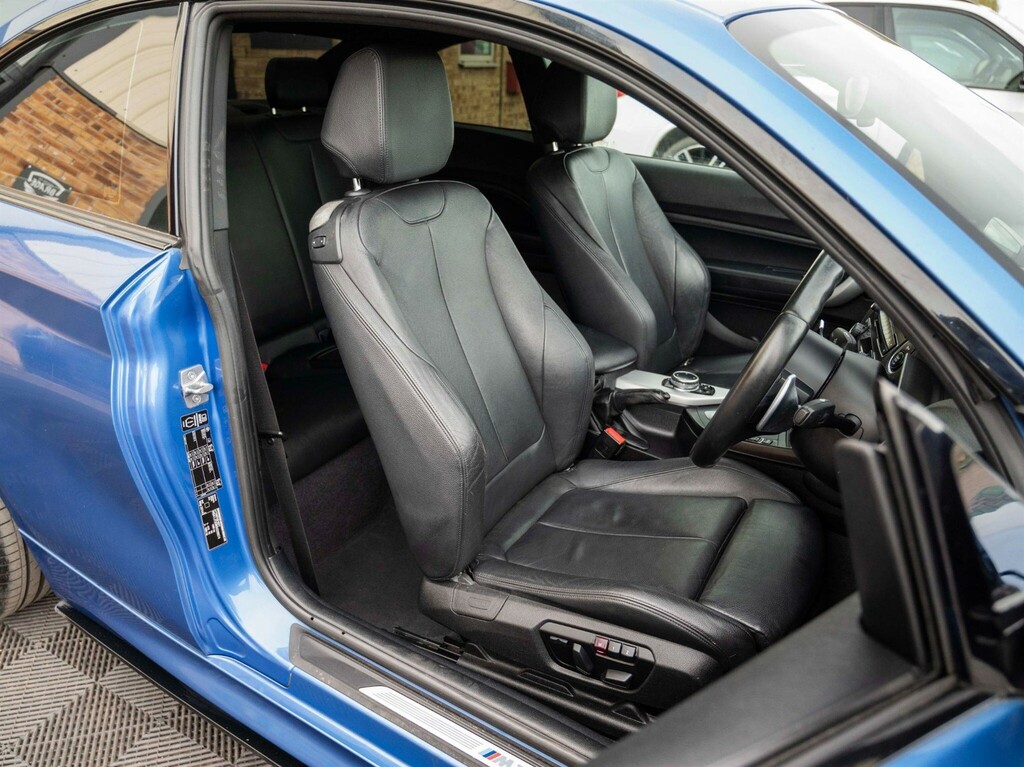 BMW M2 Auto #10