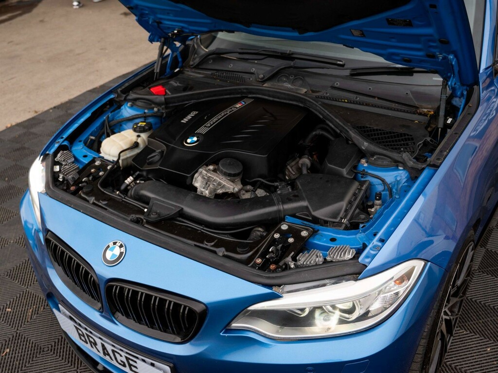 BMW M2 Auto #21
