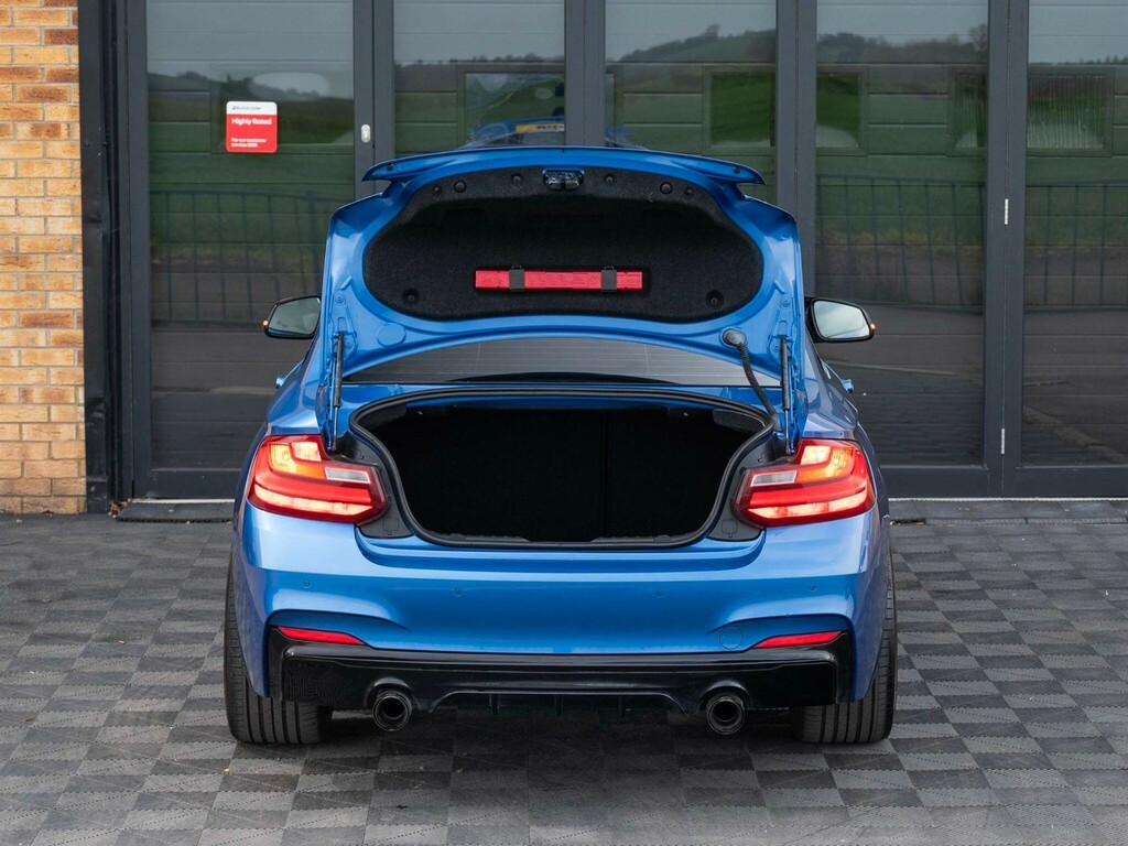 BMW M2 Auto #65