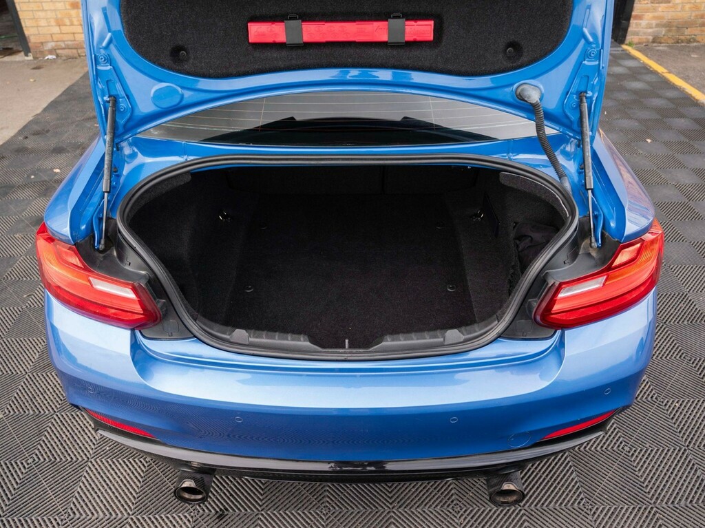 BMW M2 Auto #68