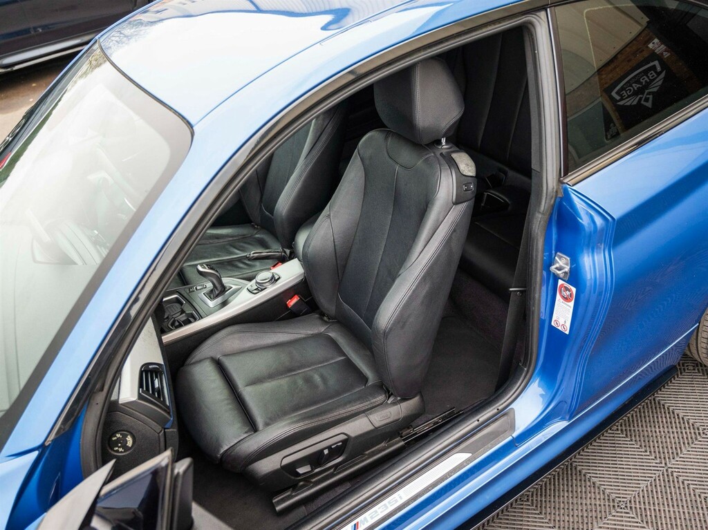 BMW M2 Auto #31