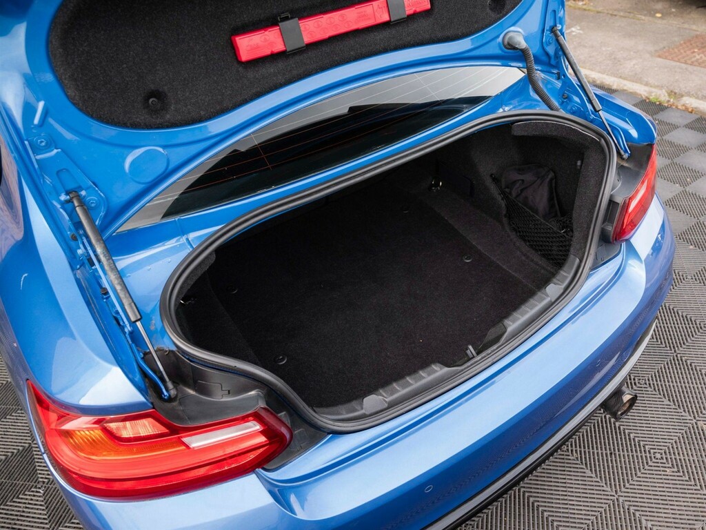 BMW M2 Auto #66