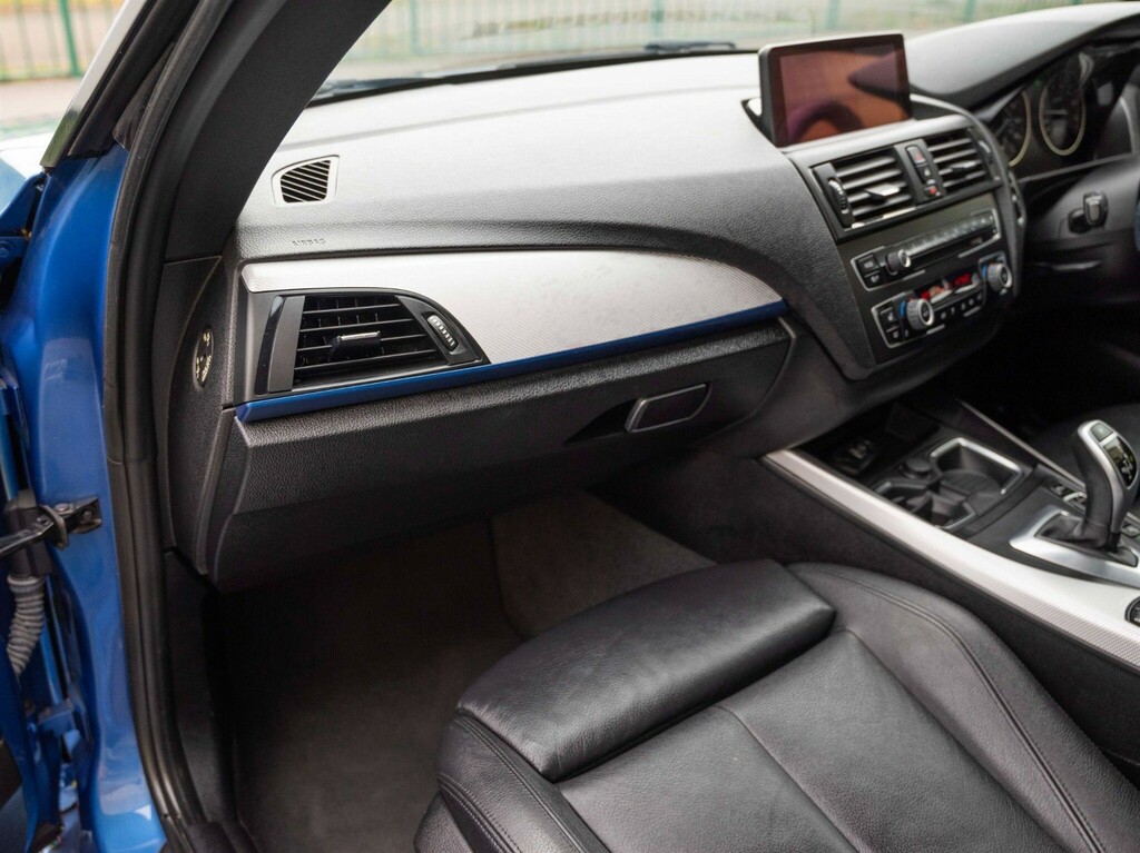 BMW M2 Auto #32