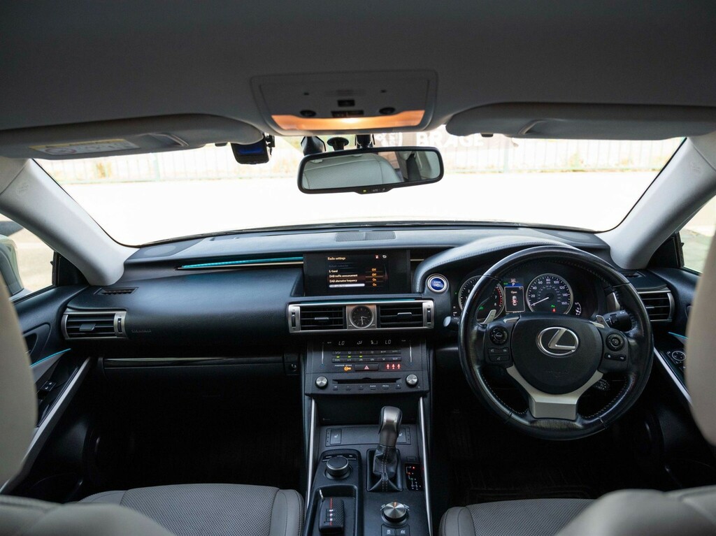 Lexus IS 250 Premier Silver #14