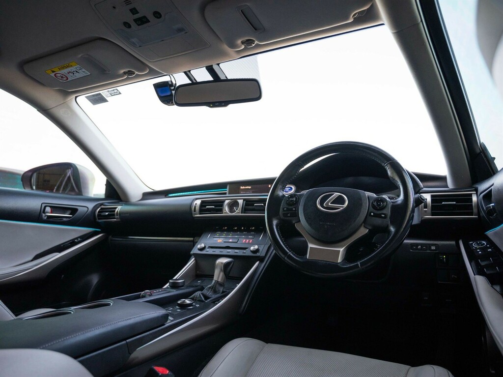 Lexus IS 2.5 Executive Edition E-cvt Euro 5 Ss Silver #2