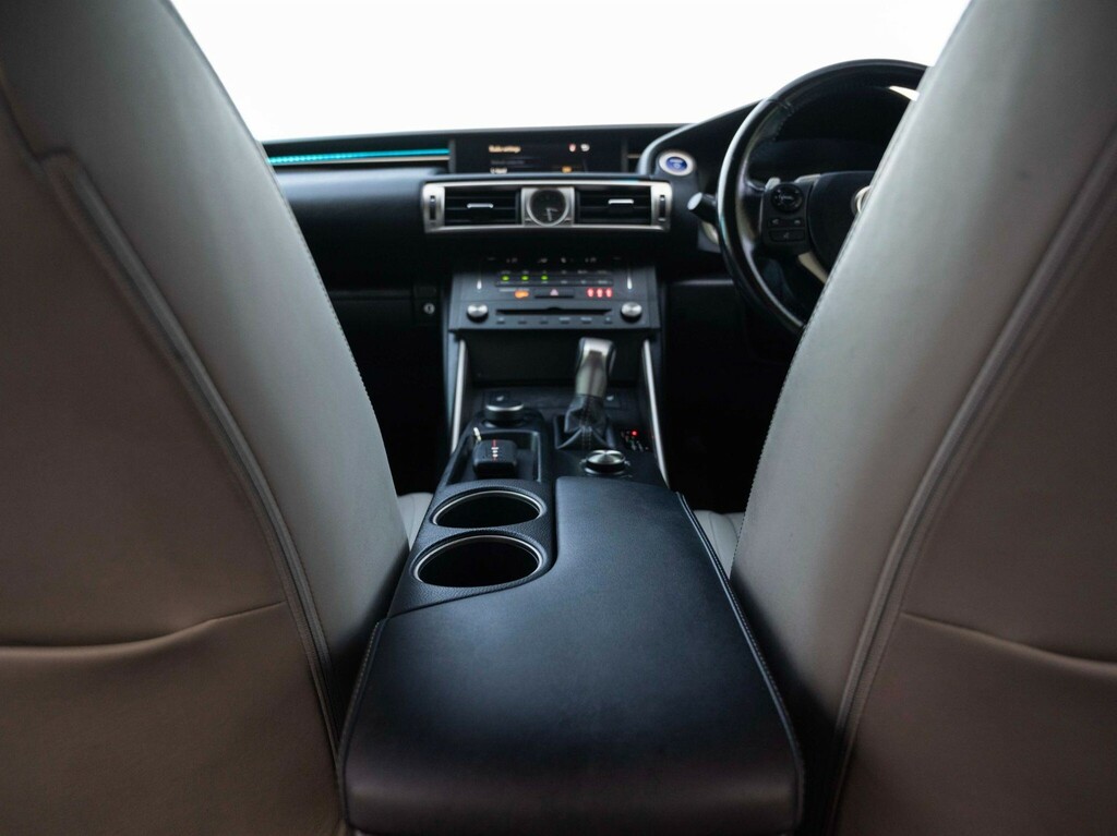 Lexus IS 250 Premier Silver #41